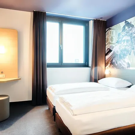 Augsburg-west Hotell