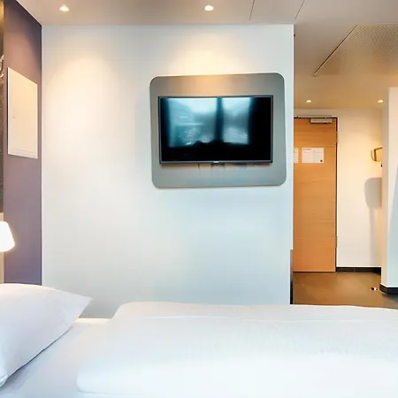 Augsburg-west 3*