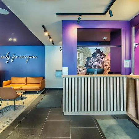 Augsburg-west Hotell 3*