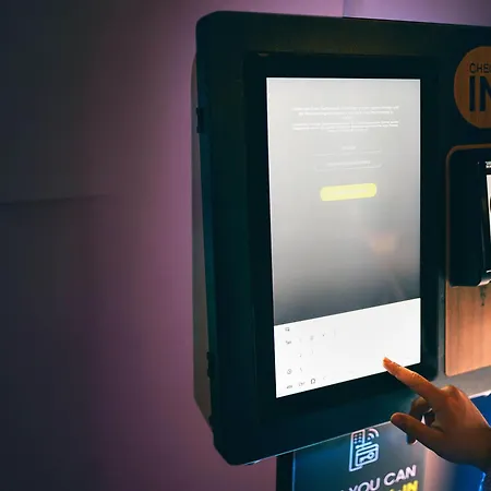 Otel Augsburg-west 3*